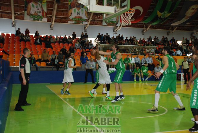 Akhisarlı Devler; YeşilGiresun’u Devirdi